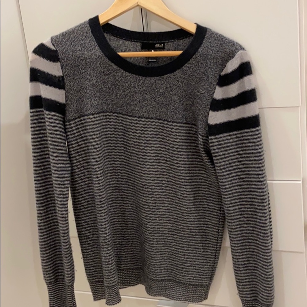 Cashmere sweater